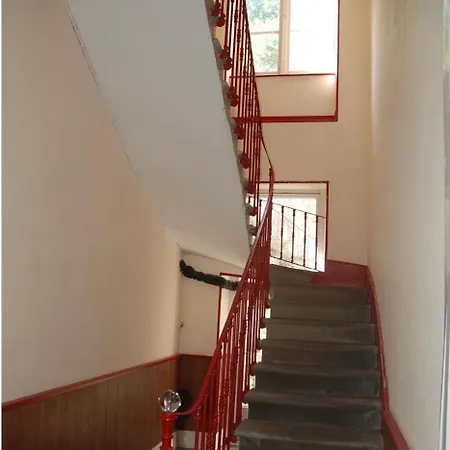 1er Etage Droite *